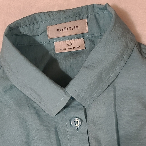VAN HEUSEN Button Down - Picture 4 of 8